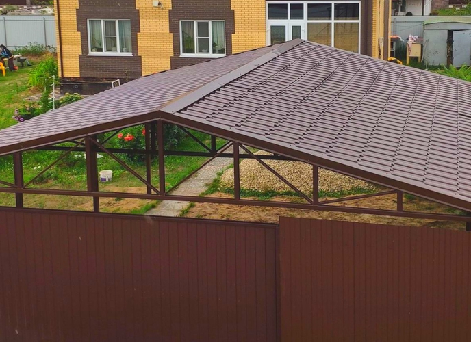 Металлические навесы с металлочерепицей